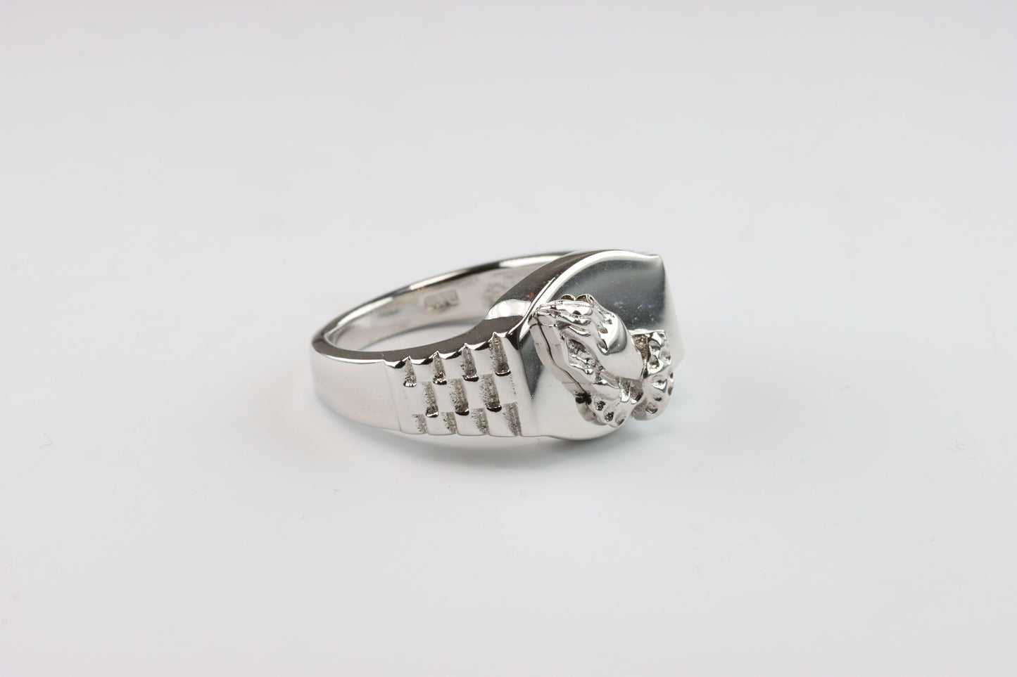 Silver Praying Hands Signet Ring