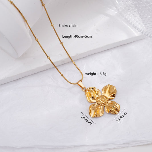 Light Luxury Design Non-fading Titanium Steel Bow Necklace