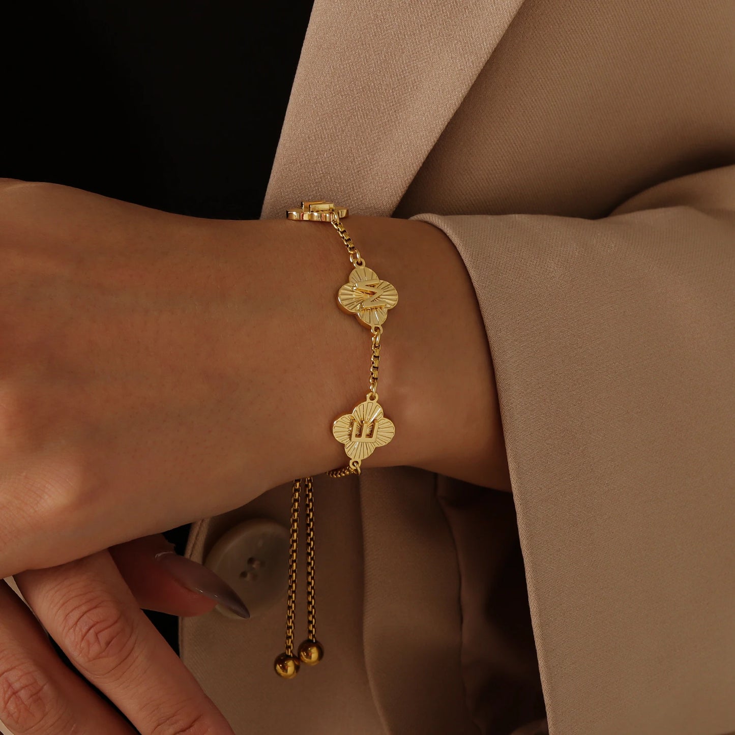 Qitian Custom Clover Name Bracelet Four Leaf Initial Letters Bracelet Personalised Simple Unique Christmas Gift For Woman Adjust