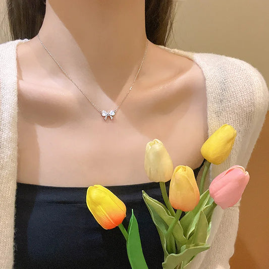 Light And Luxurious Opal Bow Necklace Women's Ins Fashionable And