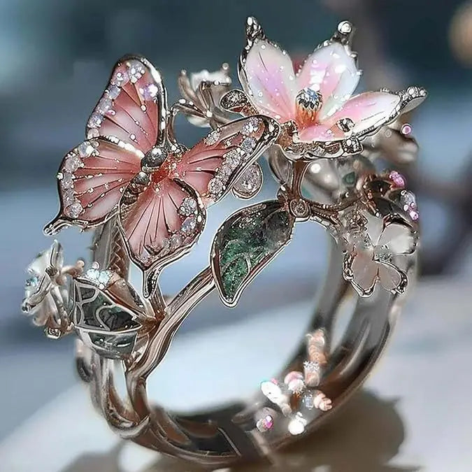 FlutterBloom Ring – Nature’s Elegance on Your Finger