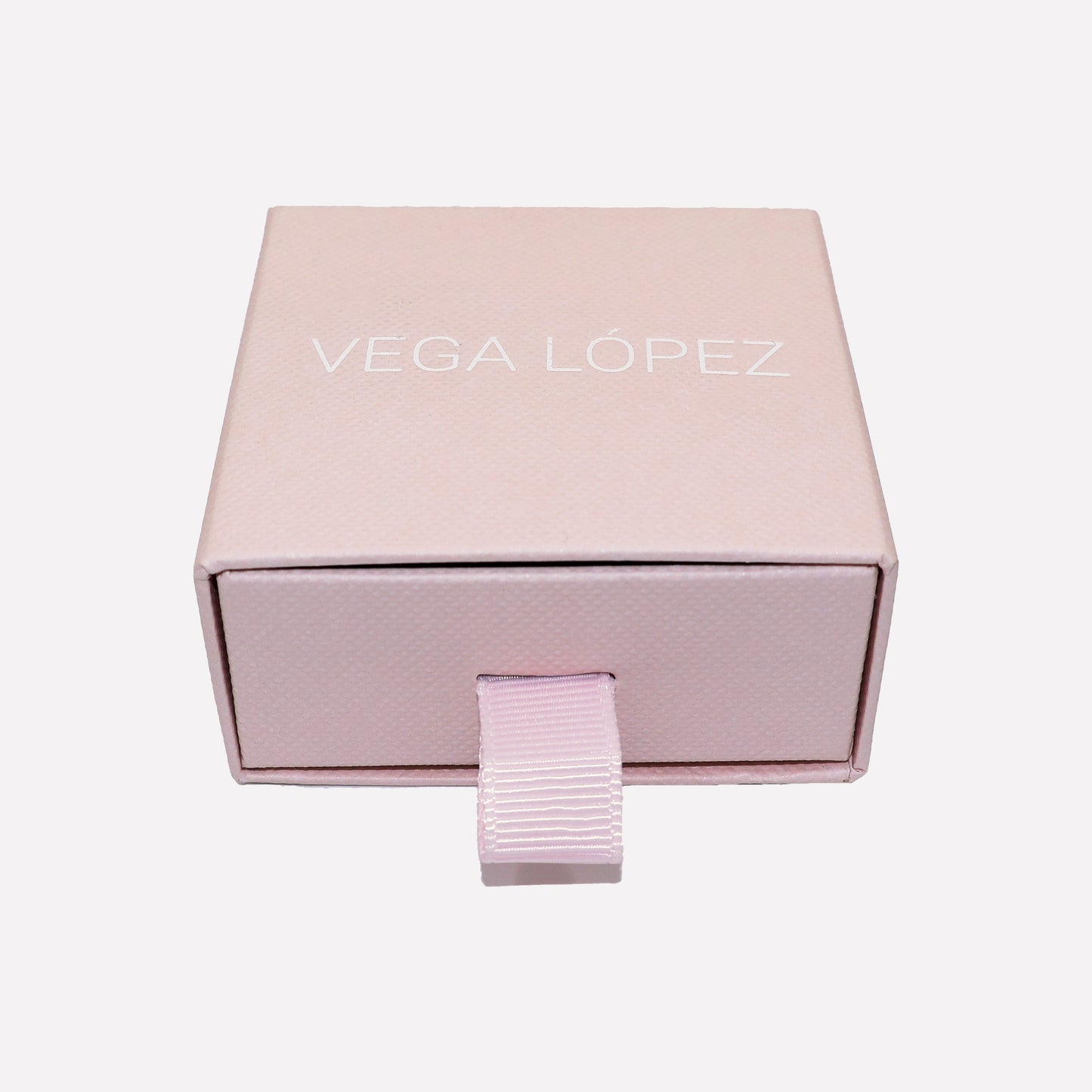 Creole earrings with a heart and 24 light pink crystals