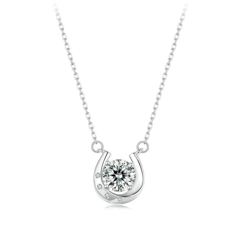 Women's Light Luxury Horseshoe Moissanite Necklace