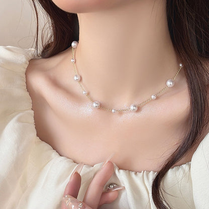 Women's Clavicle Pearl Necklace Pearl Bead Beads Of Varying Sizes