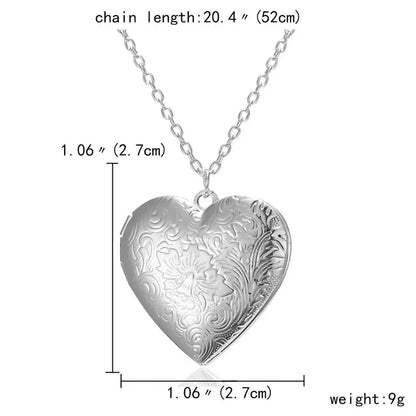 Carved Design Love Necklace Personalized Heart-shaped Photo Frame Pendant Necklace For Women Family Jewelry For Valentine's Day