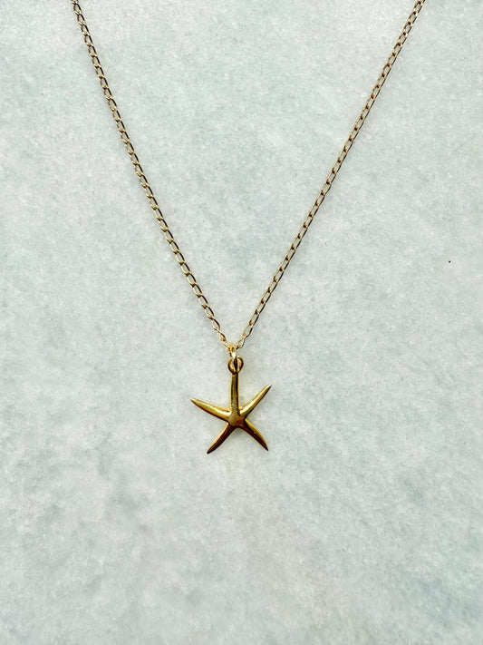 Starfish Pendant Necklace / Gold Vermeil