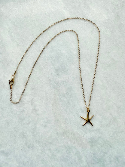 Starfish Pendant Necklace / Gold Vermeil