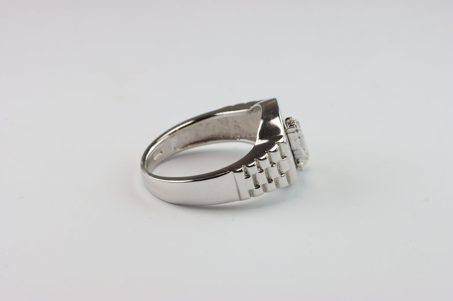 Silver Praying Hands Signet Ring