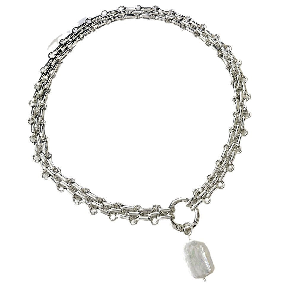 Exaggerated Woven Natural Freshwater Square Pearl Pendant