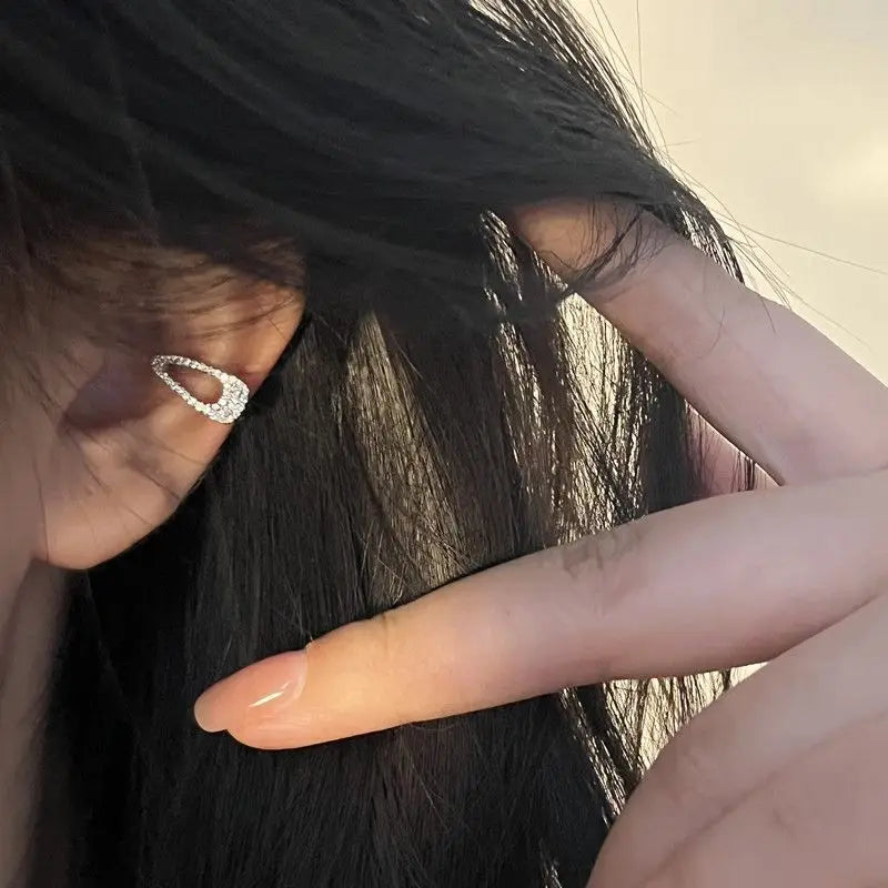 Delicate Zircon Heart Shape Clip Earrings Female Buckle Ear Cuff No Piercings Fake Cartilage Ear for Women 2025 Fashion Jewelry