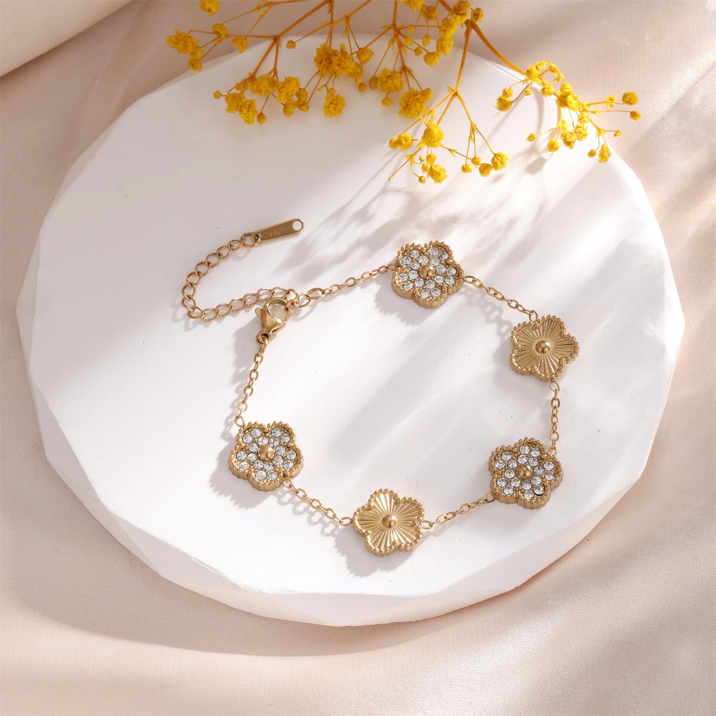 RAKOL 316 Stainless Steel Hot Selling Gold Plated Clover Charm Bracelet Luxury Five Leaf Flower Bracelets Jewelry For Women Gift