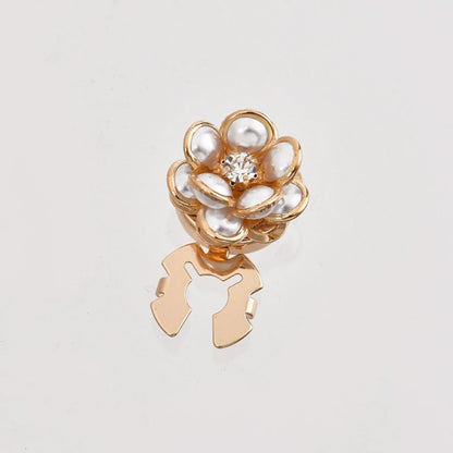 BloomLuxe™ – Elegant Pearl Camellia Button Buckle 🌸✨