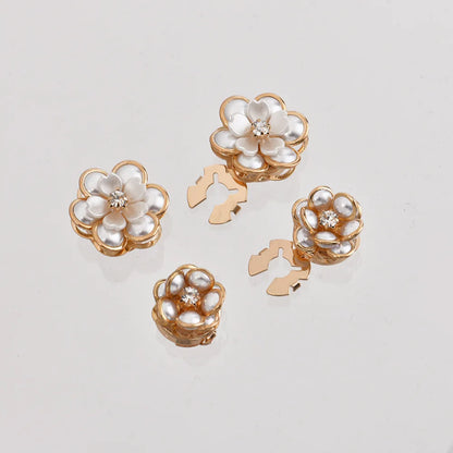 BloomLuxe™ – Elegant Pearl Camellia Button Buckle 🌸✨