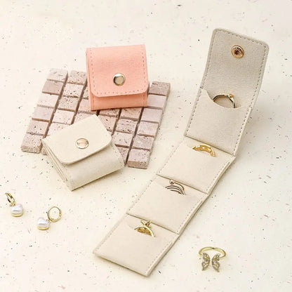 TravelSpark Mini Jewelry Bag – Compact & Secure Style