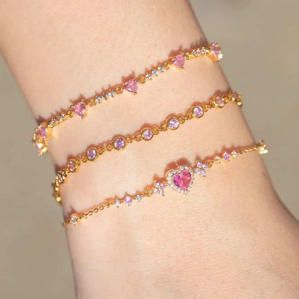 BowCharm Heart Bracelet – Elegant Symbol of Love!