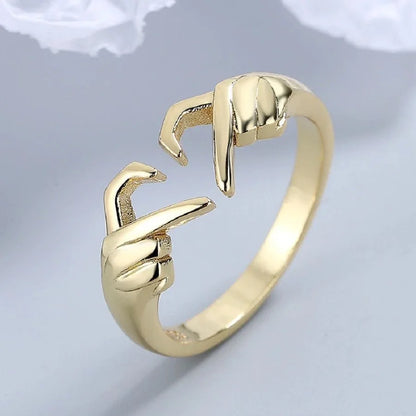 Hot selling romantic two handed heart to heart ring, European and