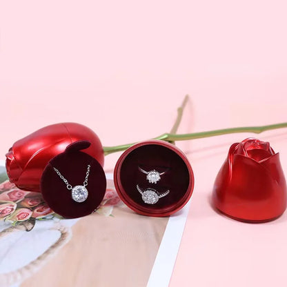 Heart Necklace in Bloom – Perfect Gift in a Rose Gift Box
