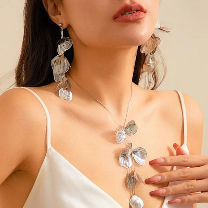 Aesthetic Elegant Ginkgo Leaf Pendant Earrings Necklace Set for Women