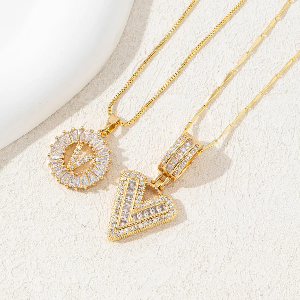 Personalized Elegance – Your Initial, Your Style!