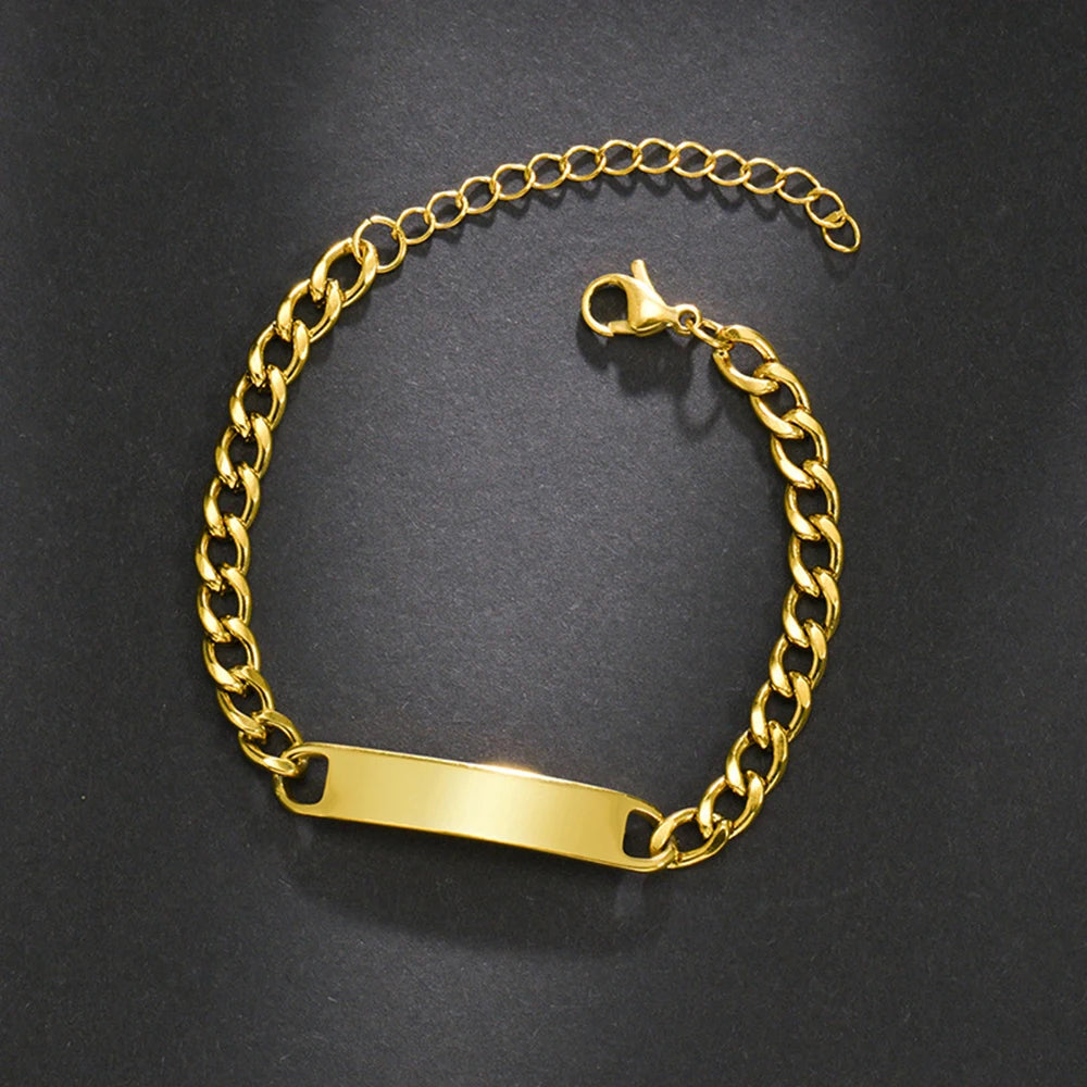 Eternal Gaze: Personalized Bracelet with Your Unique Touch