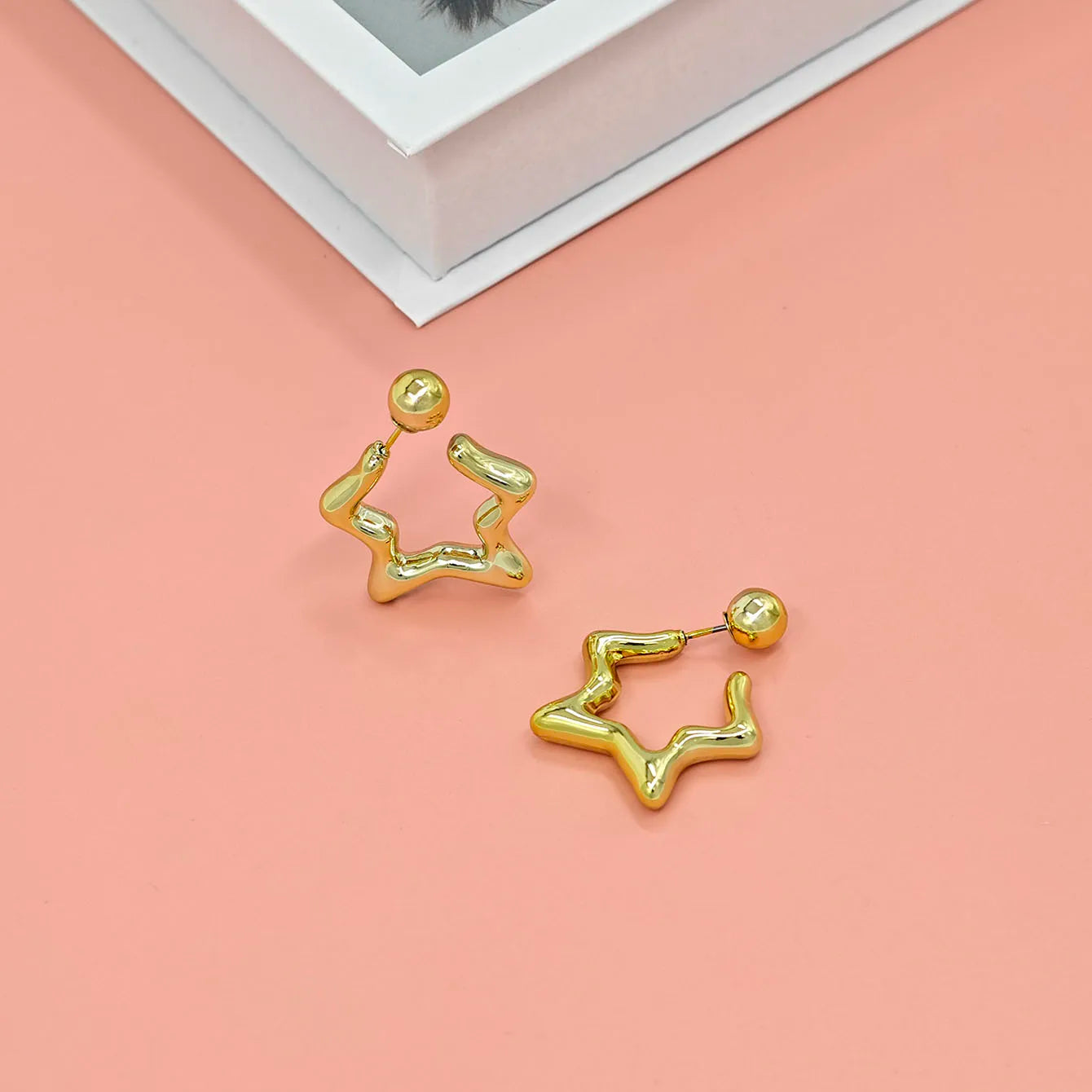 Adiffu 16K Gold Stainless Steel Front And Rear C-shaped Earrings