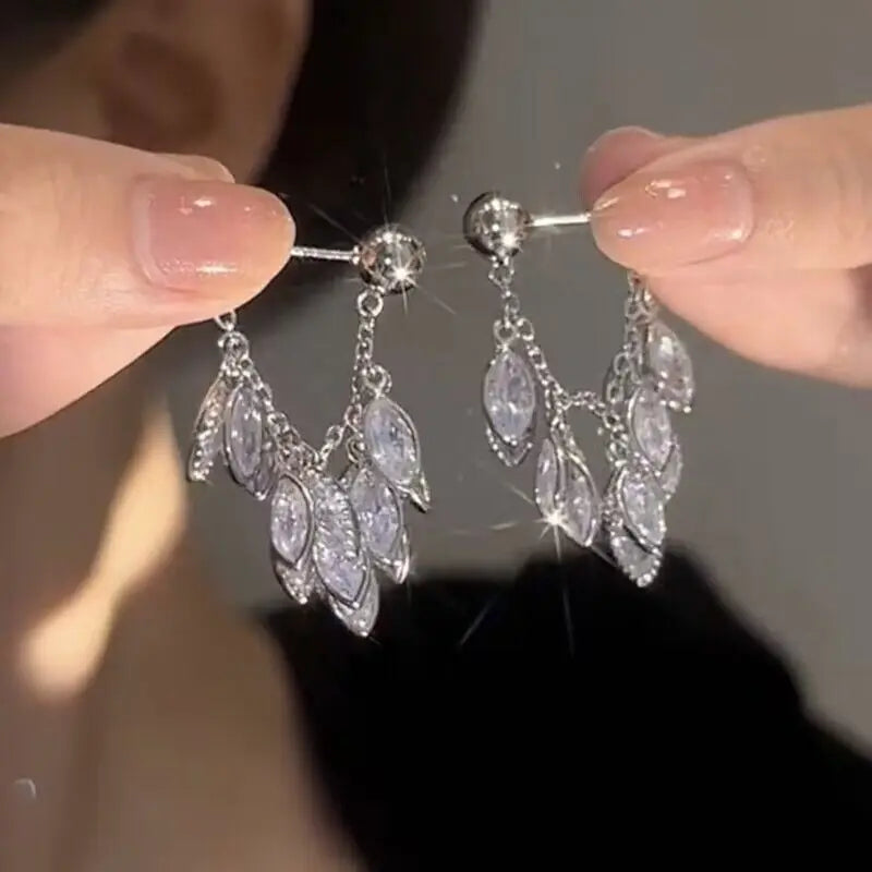 Sparkling Zircon Christmas Tree Drop Earrings For Women Trendy Xmas Tree Plant Dangle Earrings New Year Festival Party Jewelry