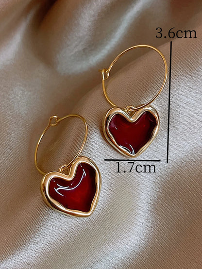 2 Pieces of Trendy Wine Red Heart-shaped Earrings for Women, Outdoor