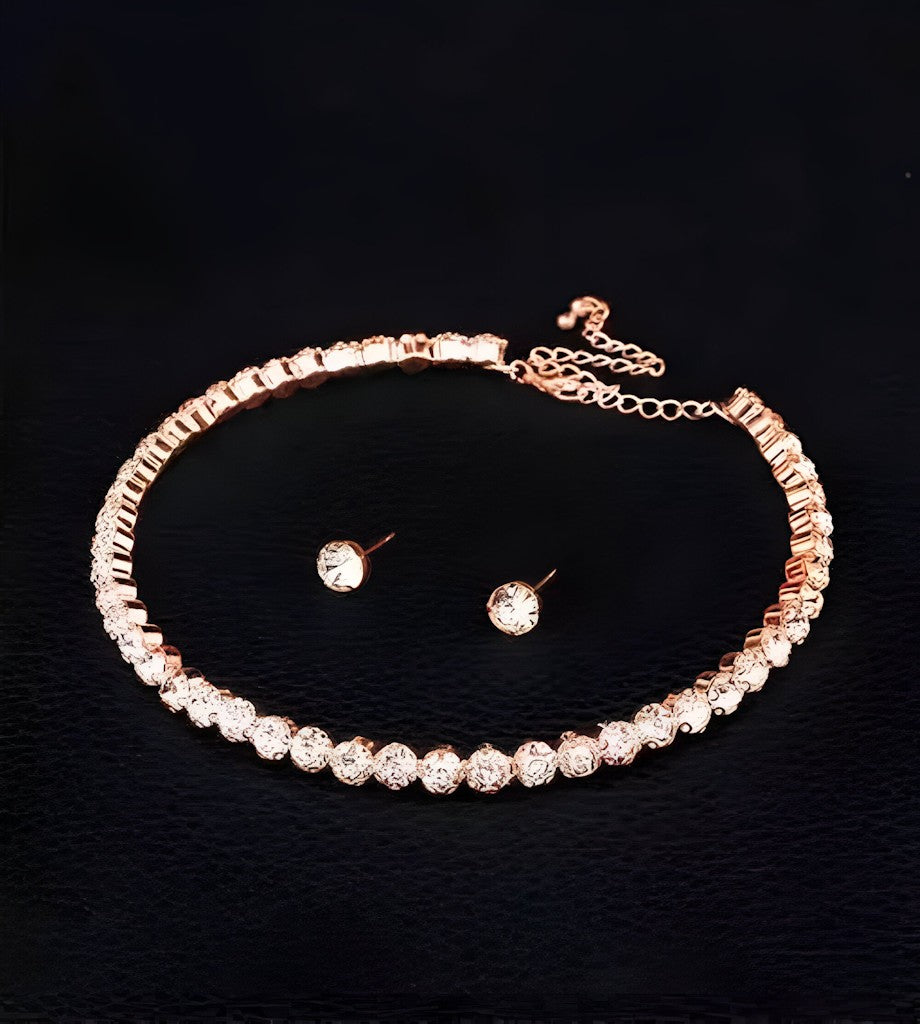 Women's Beautifull Rose Gold Stone Bracelet Size 10X9X4 CM  Color